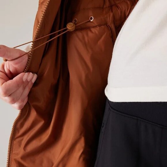 Athleta Whisper Featherless Puffer Vest - Picture 3 of 12